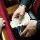 На скільки зросли зарплати у народних депутатів
