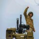 У перервах між боями: воїни 100 ОМБр тренуються десантуватися з БМП. ФОТО