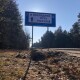 «В паслєдній путь». На Волині встановили дорожній знак для окупантів