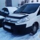 На Волині затримали бус,  завантажений дубовими колодами. ФОТО