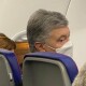 У Порошенка забрали паспорт і не хотіли повертати, бо встановлювали особу