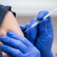 Назвали кількість побічних ефектів після вакцинації від COVID-19