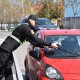 «Дорогенька, читай правила ПДР». Відому лялькарку з Луцька затримали нові інспектори з паркування