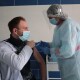 «Права вибору немає». Ляшко закликав щеплюватися тією вакциною, яка є, а не чекати Pfizer