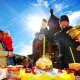 Більшість українців не планують йти до церкви на Великдень, - опитування