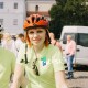 Це учасники велопробігу для незрячих. Як і нащо вони це роблять