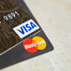 Visa та Mastercard повністю виходять з РФ