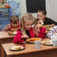 Сільські діти платитимуть більше за харчування у луцьких школах і садках