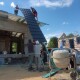 На Волині відновлюють будинок, який зруйнували уламки ракети