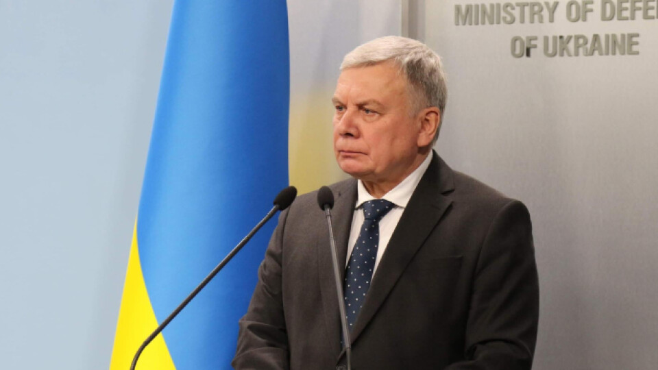 Верховна Рада звільнила міністра оборони