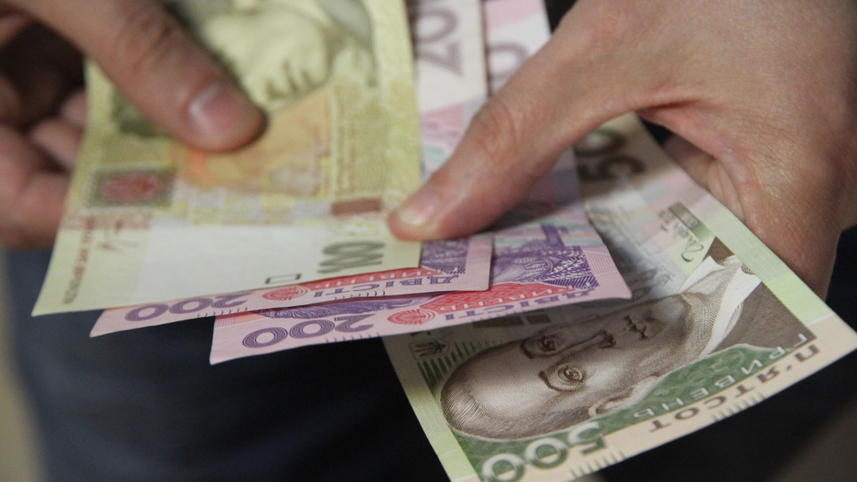 Доходи українців за рік збільшилися  на 21%