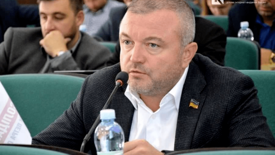 Благодійність, квартира, медичне обладнання: на що витрачав гроші Андрій Покровський у 2018 році