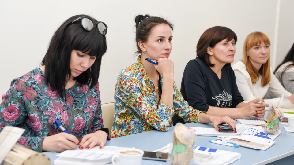 Учасниці реаліті-шоу «Пігмаліон 3D» навчалися працювати з фінансами