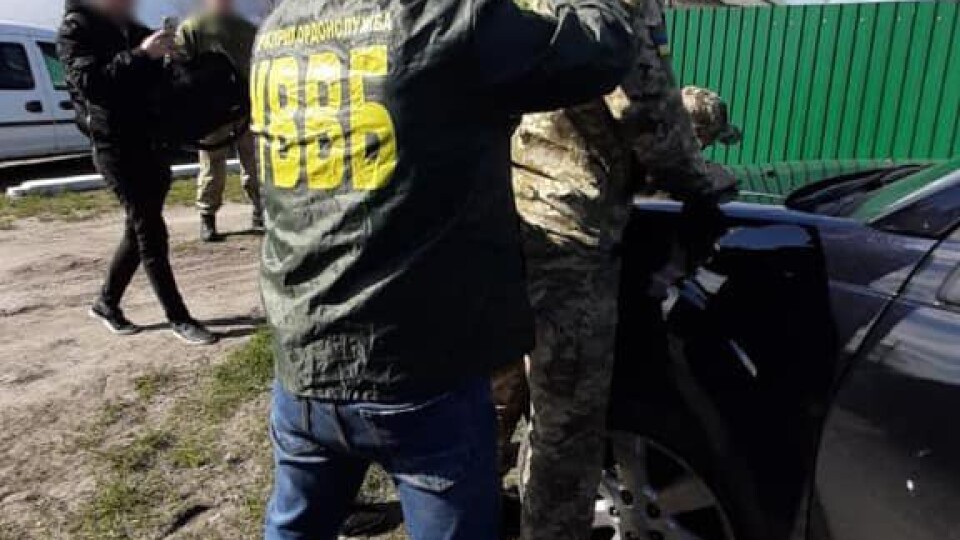 Луцький прикордонник отримав понад 68 тисяч хабаря. Його затримали
