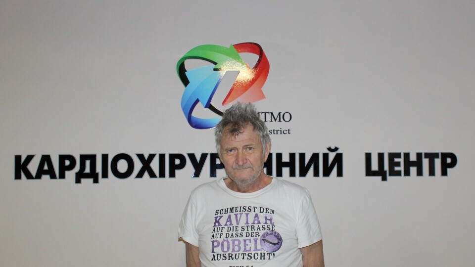 Лікарі розповіли про чоловіка, якому пересадили серце під час ракетних обстрілів на Волині