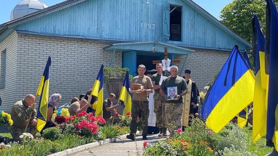 На Волині попрощалися з загиблим військовим Сергієм Артюховим