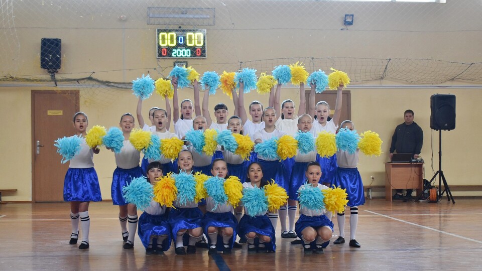 Черлідерки ліцею на Волині – тріумфаторки районних змагань. ФОТО