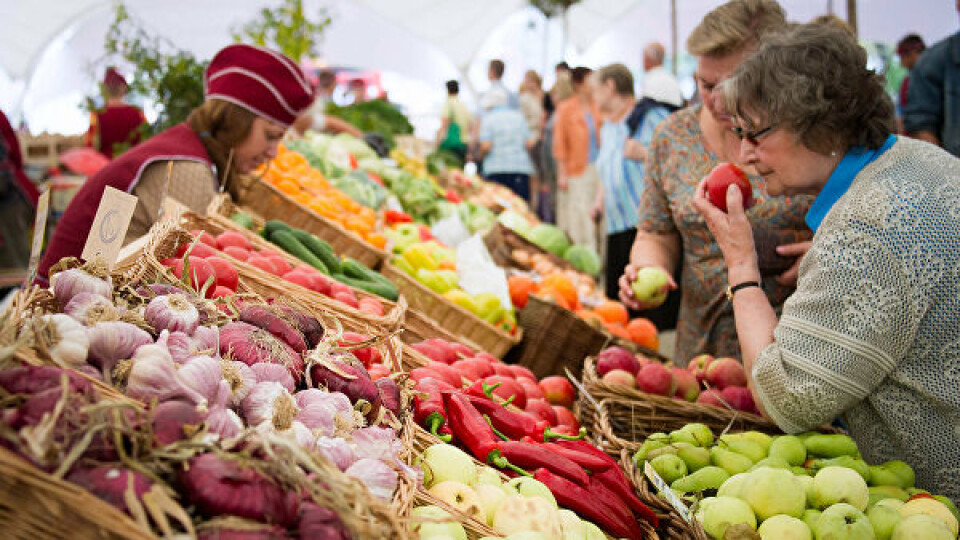 Частину продуктових ринків хочуть відкрити, попри карантин, – МОЗ