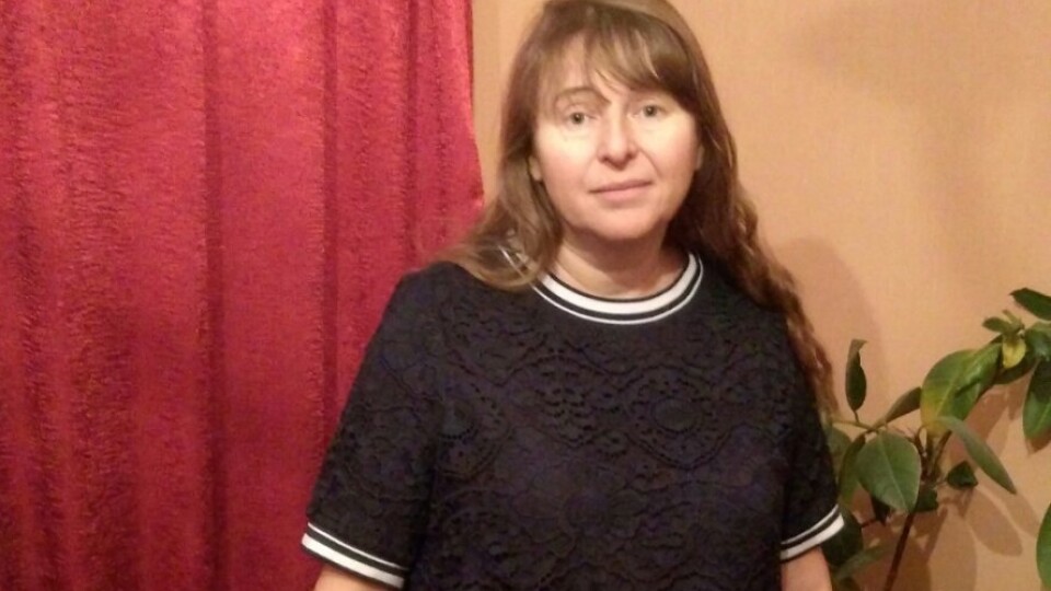 У Луцьку жінку паралізувало після коронавірусу. Вона потребує допомоги