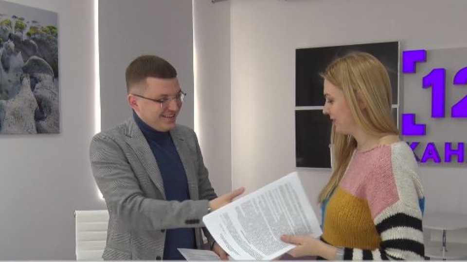 Ток-шоу «Протилежний погляд» стартує на 12 каналі. ВІДЕО