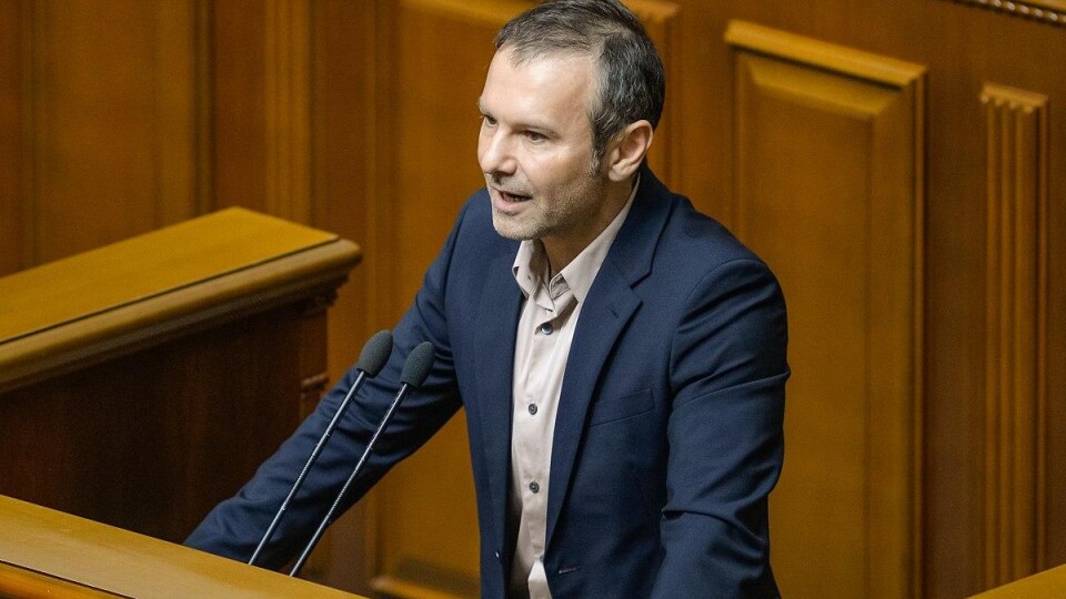 Вакарчук пояснив, чому він склав повноваження народного депутата