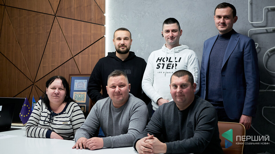 50 доларів на місяць і ти – «Відповідальний українець». Як у Рівному волонтери купують авто для ЗСУ