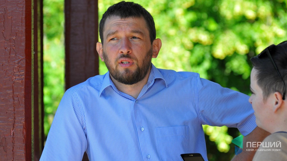 «Зовнішнього освітлення вони так і не зробили», - Юрій Моклиця про світло в центральному парку