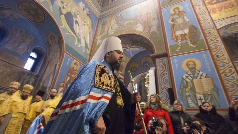 З лавками і без хусток: ПЦУ змінить правила відвідування храмів