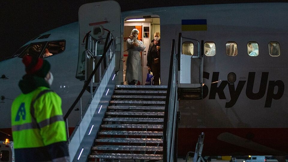 З Італії евакуювали понад сотню українців. У МОЗ кажуть, що всі вони здорові