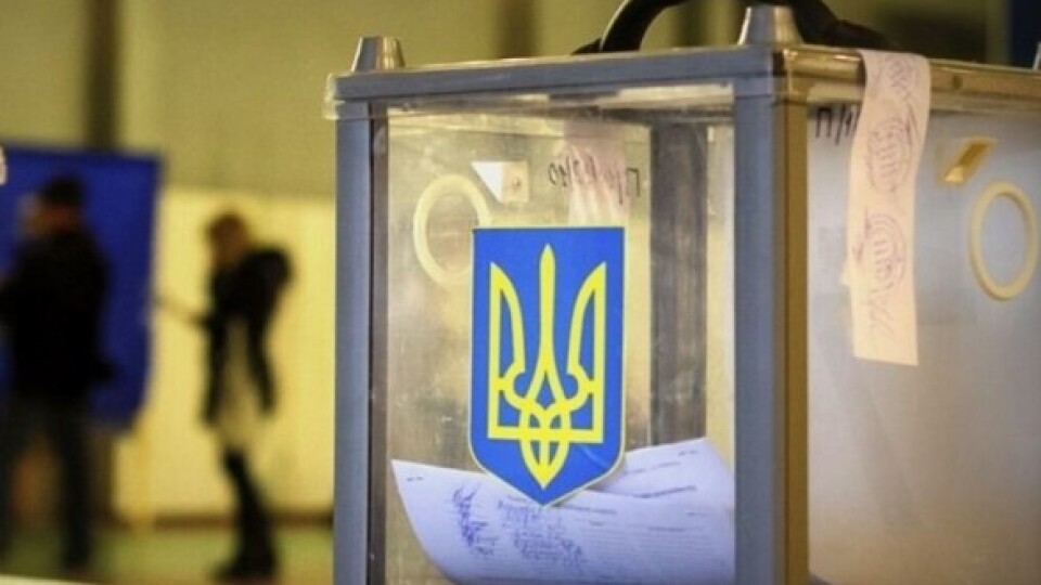 У день виборів із дільниць шпиталізували 50 осіб. Одна людина померла