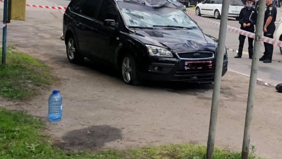 У Луцьку на пішохідному переході збили чоловіка та двох дітей