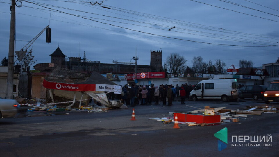 У понеділок на Старому ринку у Луцьку знесуть паркан