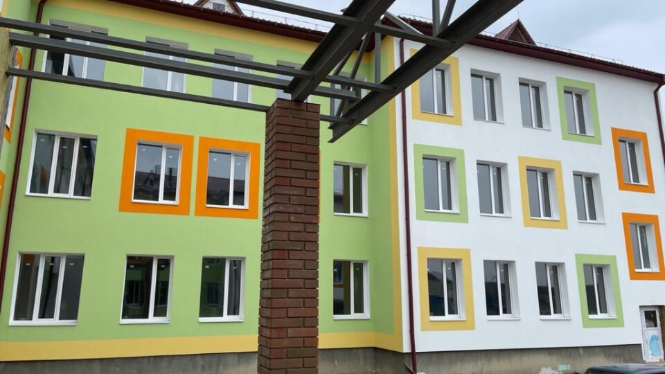 Готовність – 62%. Показали, як будують школу у Башликах на Волині