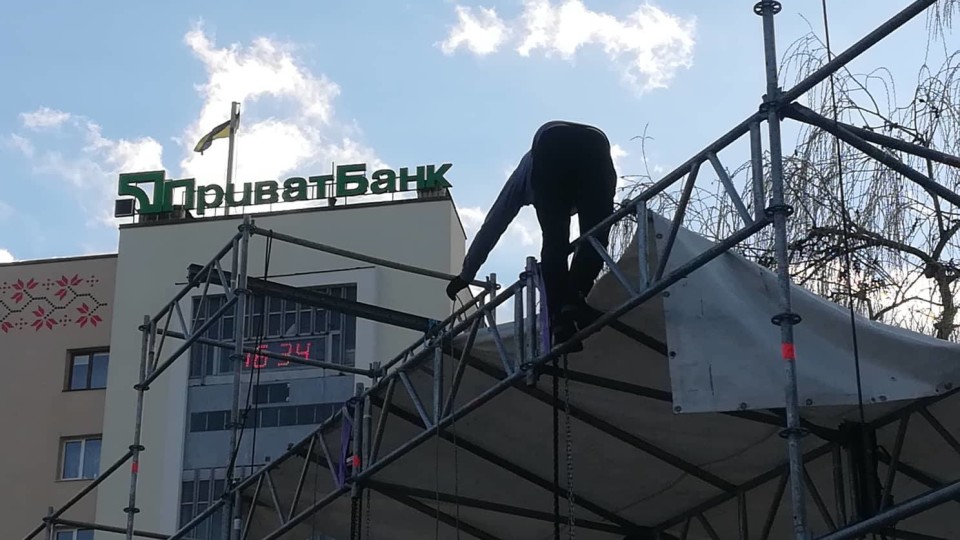 У центрі Луцька готуються зустріти Юлію Тимошенко. ФОТО