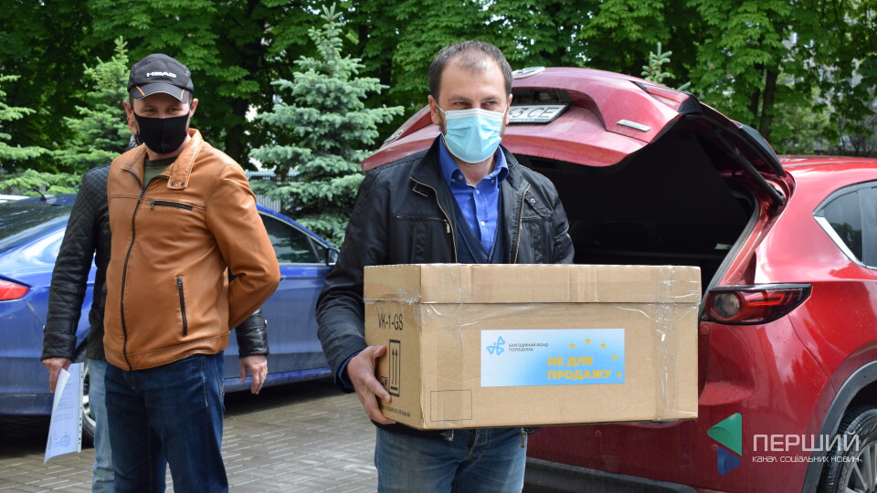 1000 тестів на коронавірус передала «Європейська солідарність» Волинській обласній лікарні