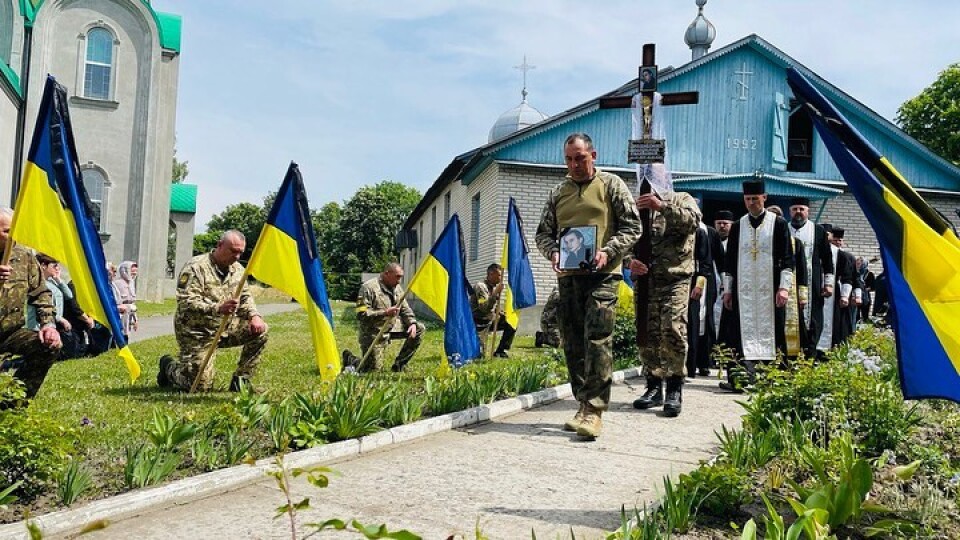 У Нововолинську попрощалися із загиблим Героєм