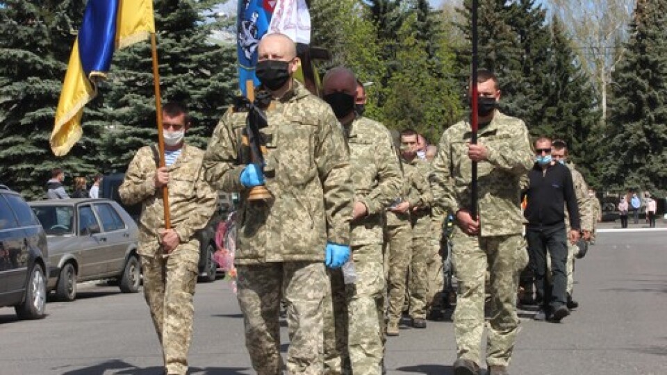 На Волині провели в останню путь загиблого на Донбасі Андрія Шинкарука