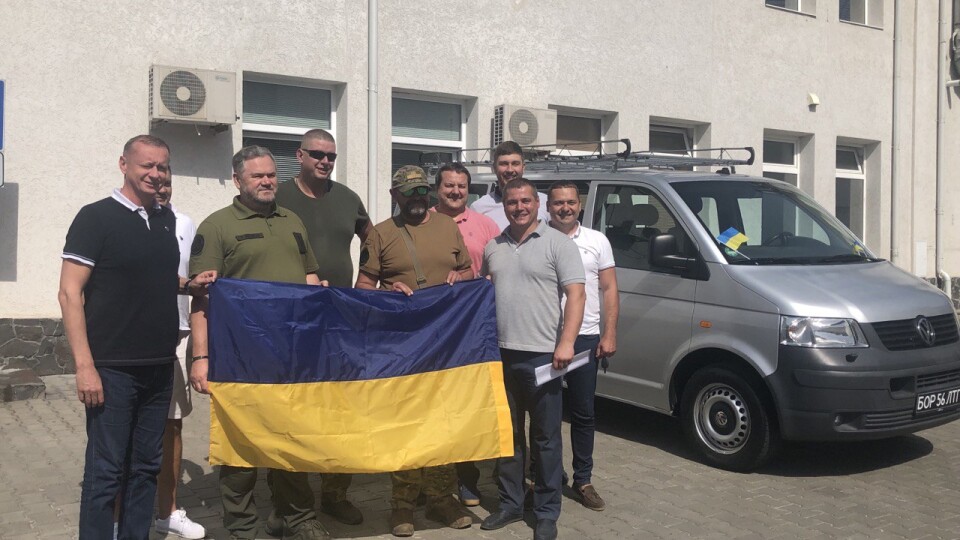 «Волиньгаз» передав автомобіль військовим на День Незалежності України