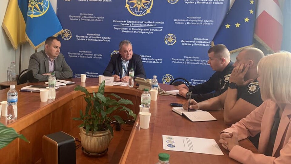 Волинян просять повідомляти про іноземців-нелегалів