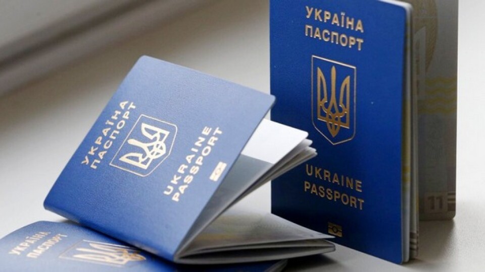 За місяць на Волині оформили майже 11 тисяч закордонних паспортів