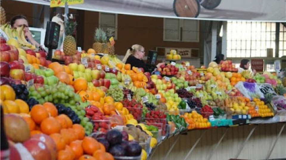 Уряд дозволив відкрити продовольчі ринки під час карантину