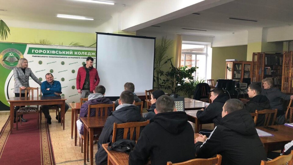 «МХП-Баффало» підтримує молодих спеціалістів не на словах, а на ділі
