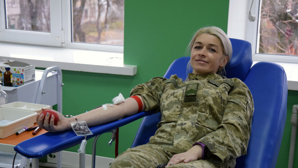 У Луцьку 40 прикордонників здали кров для поранених на війні побратимів. ФОТО