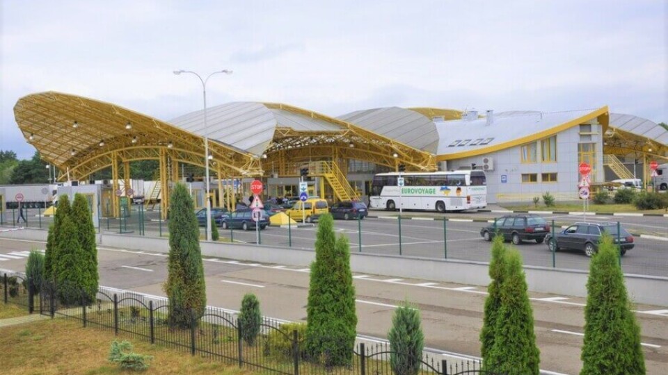 В'їхало більше, ніж виїхало. Яка ситуація на пунктах пропуску Волині
