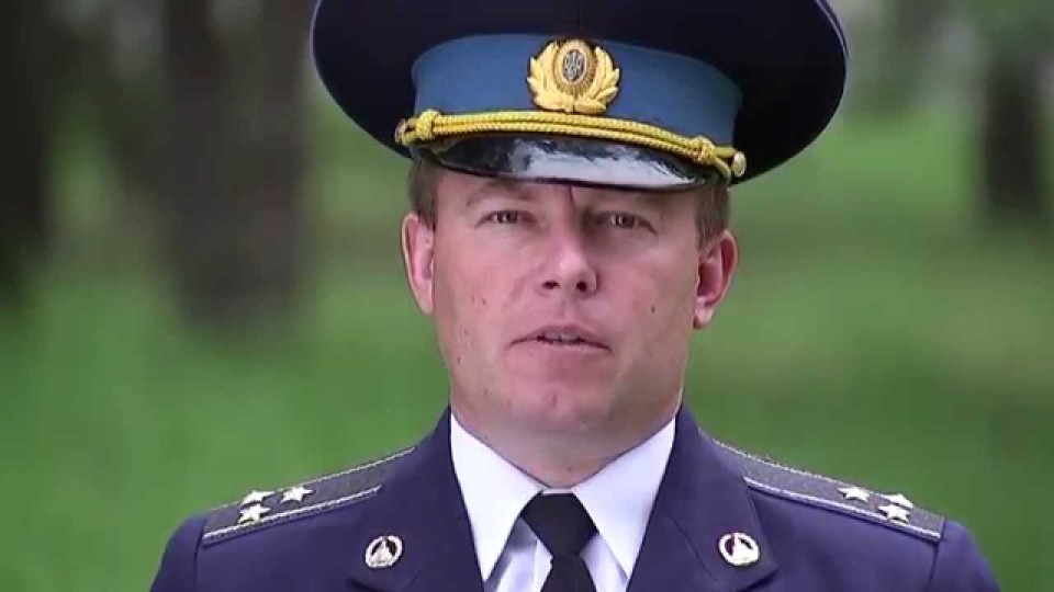 З луцькими студентами зустрівся льотчик, який обороняв Крим. ВІДЕО