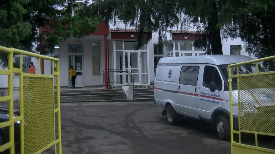 Яка ситуація із заповненістю «ковідних» ліжок у волинських лікарнях