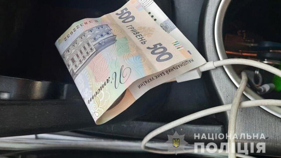 На Волині п'яний водій пропонував патрульним 500 гривень хабара