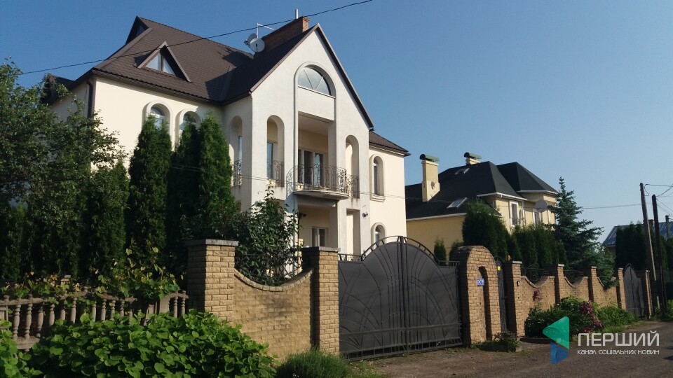 Ніч у хостелі «G84». Екскурсія від «наглого» кота