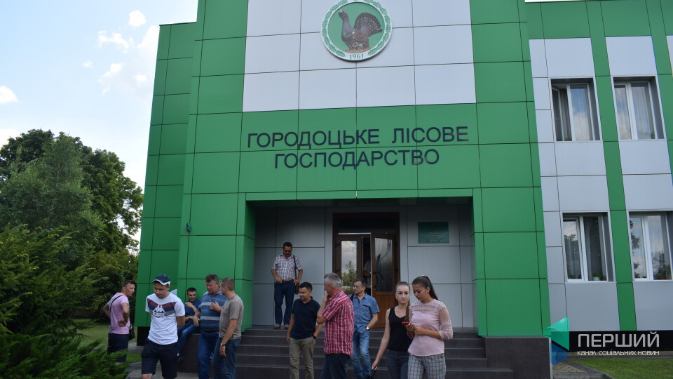На Волині гостям з Житомирщини та Буковини показали, чому варто працювати з лісівниками