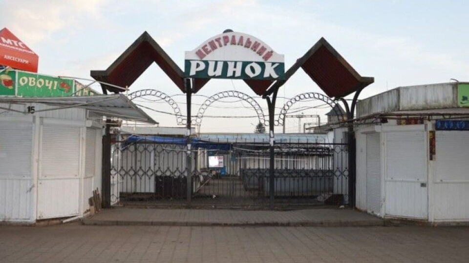 Лучани у петиції просять знести зі Старого ринку незаконні контейнери